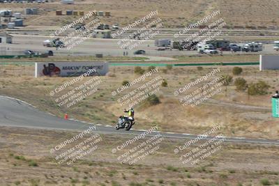 media/Apr-20-2025-AHRMA (Sun) [[393a79c373]]/Race/Group 11 early race/Turn 4b/